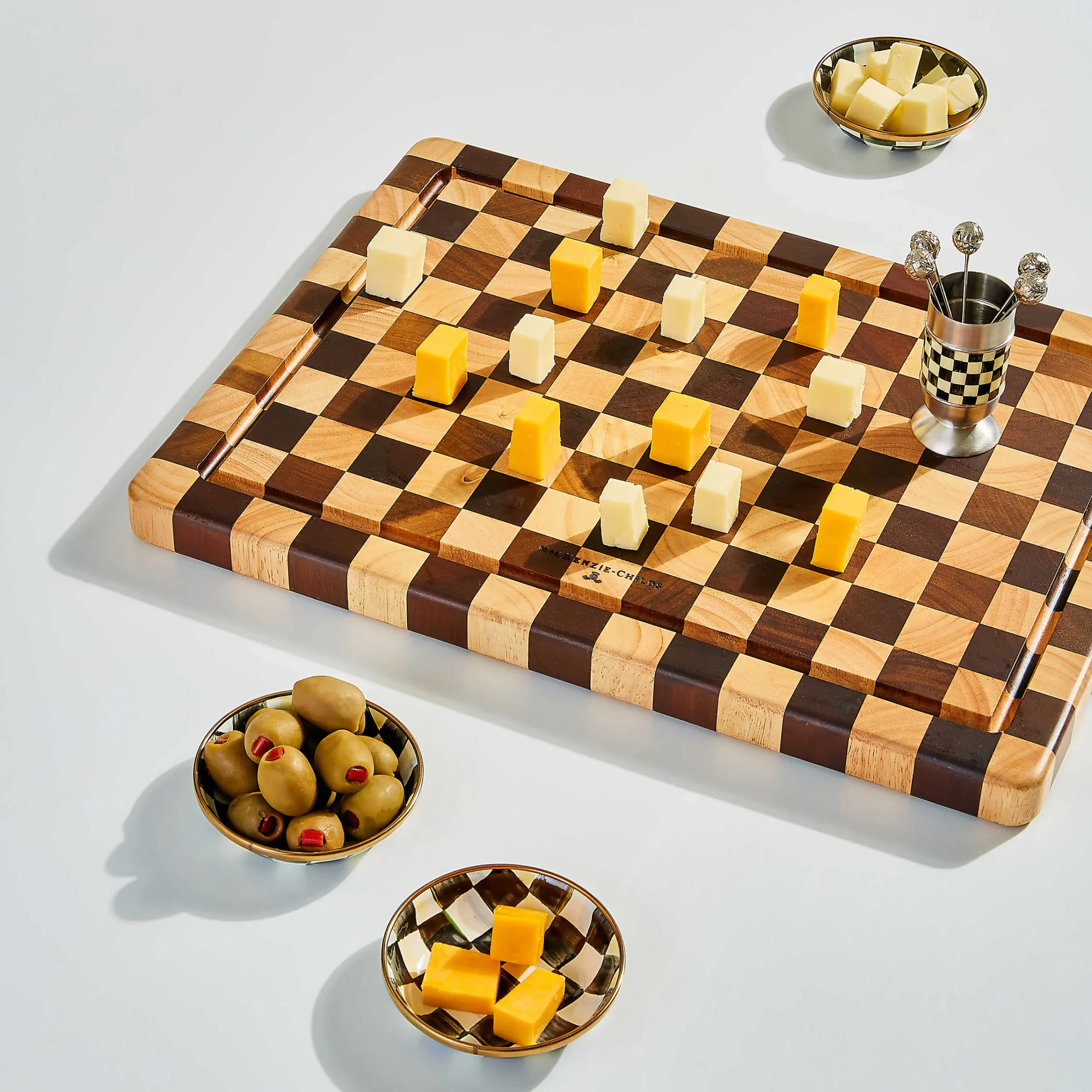 MacKenzie-Childs Check Carving Board* Kitchen Utensils & Tools