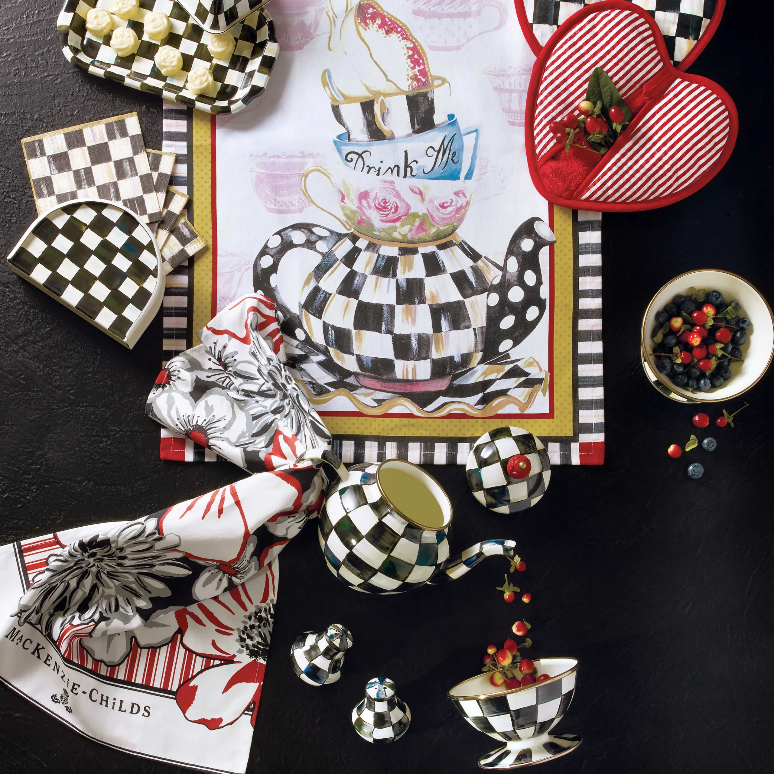 MacKenzie-Childs Courtly Check Enamel Napkin Holder* Outdoor Entertaining