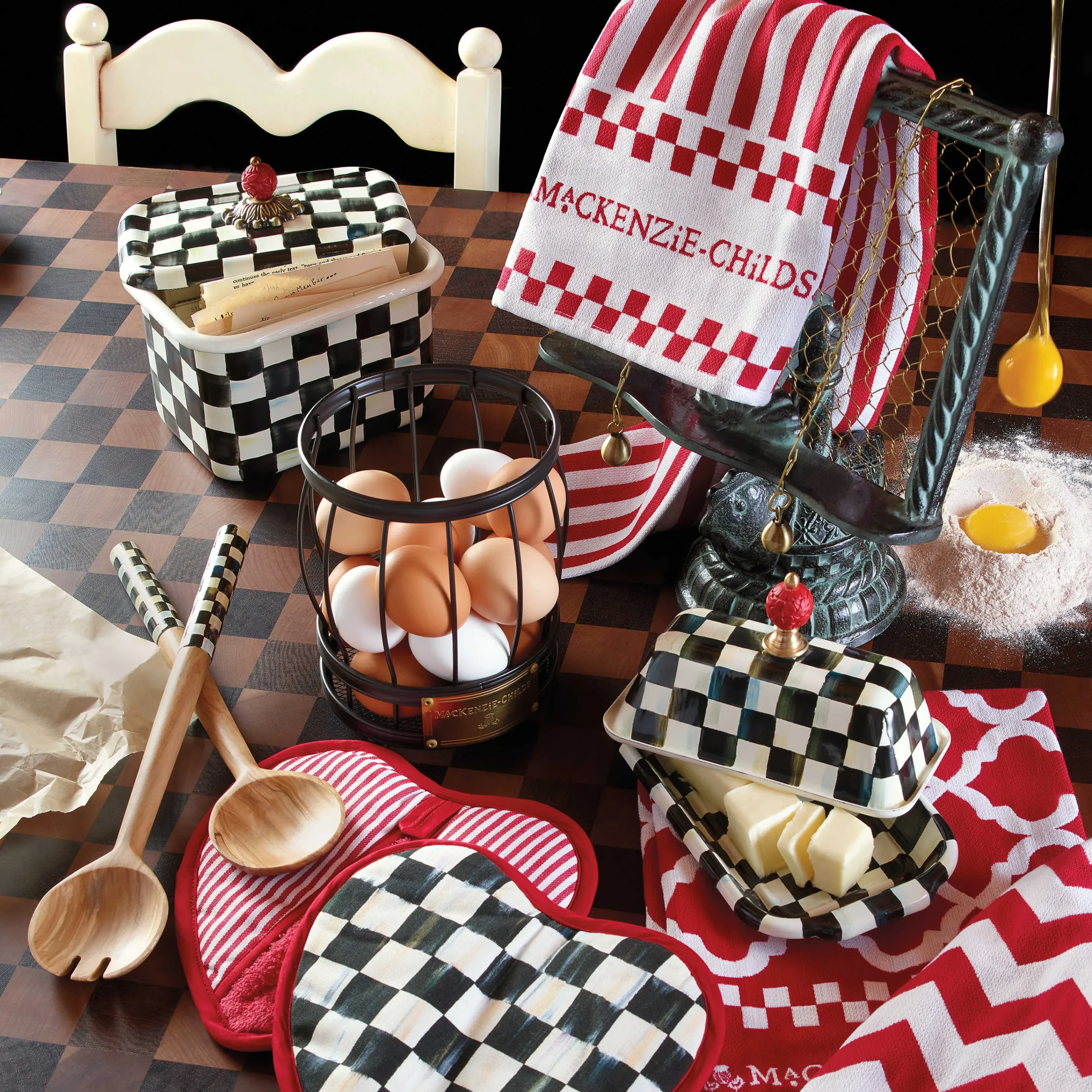 MacKenzie-Childs Courtly Check Enamel Recipe Box* Kitchen Storage & Organization