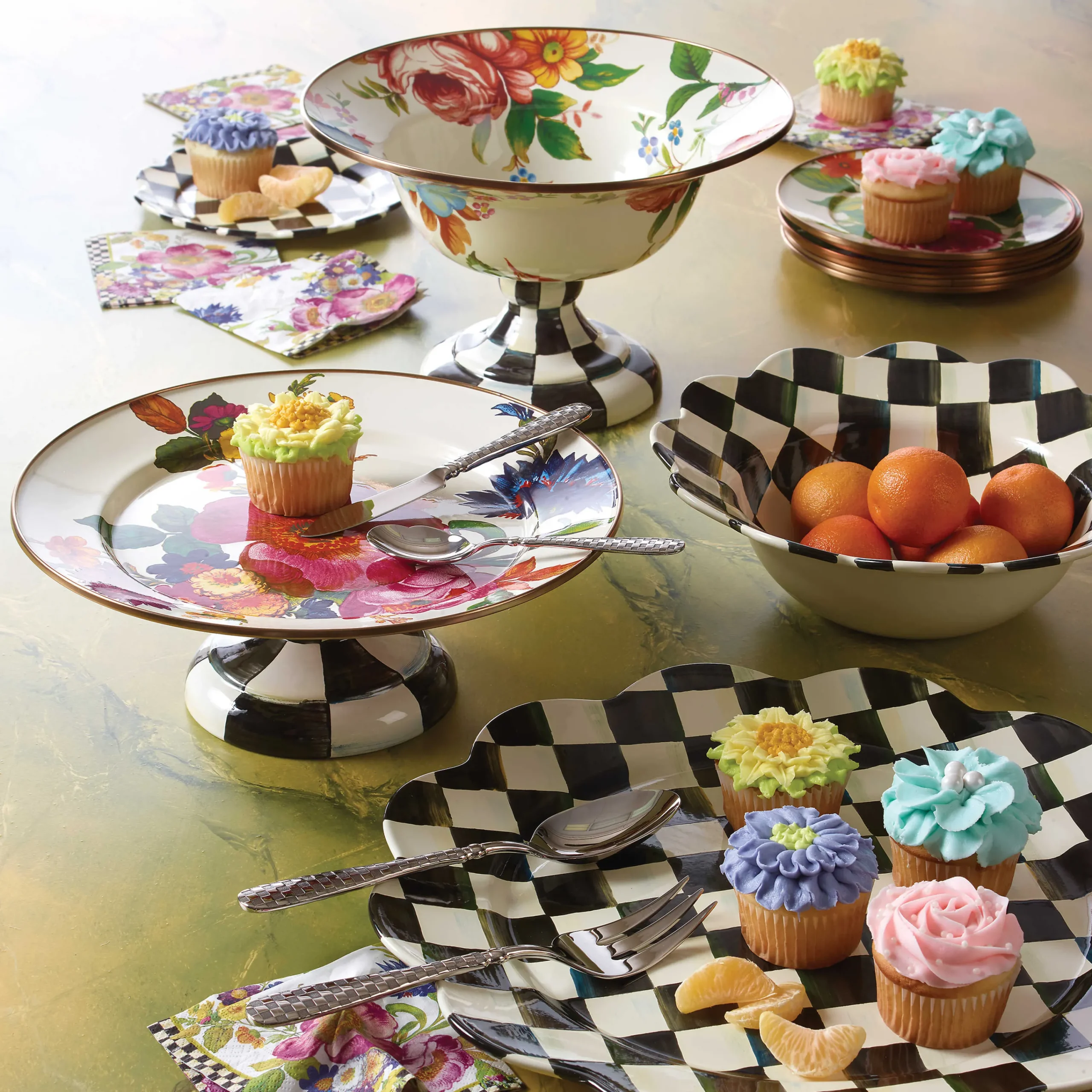 MacKenzie-Childs Flower Market Large Compote - White* Outdoor Entertaining