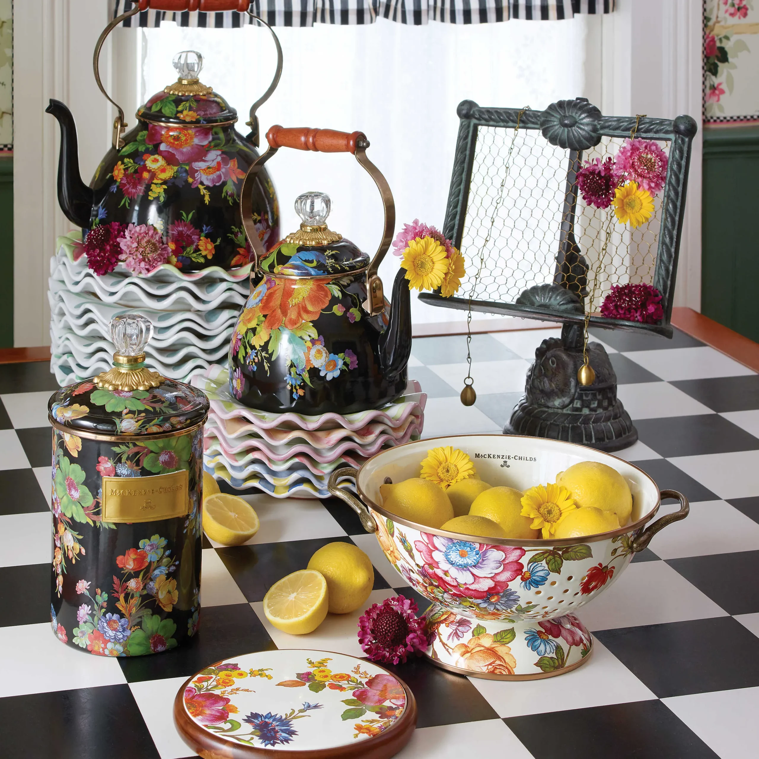 MacKenzie-Childs Nesting Chicken Cookbook Stand* Kitchen Storage & Organization