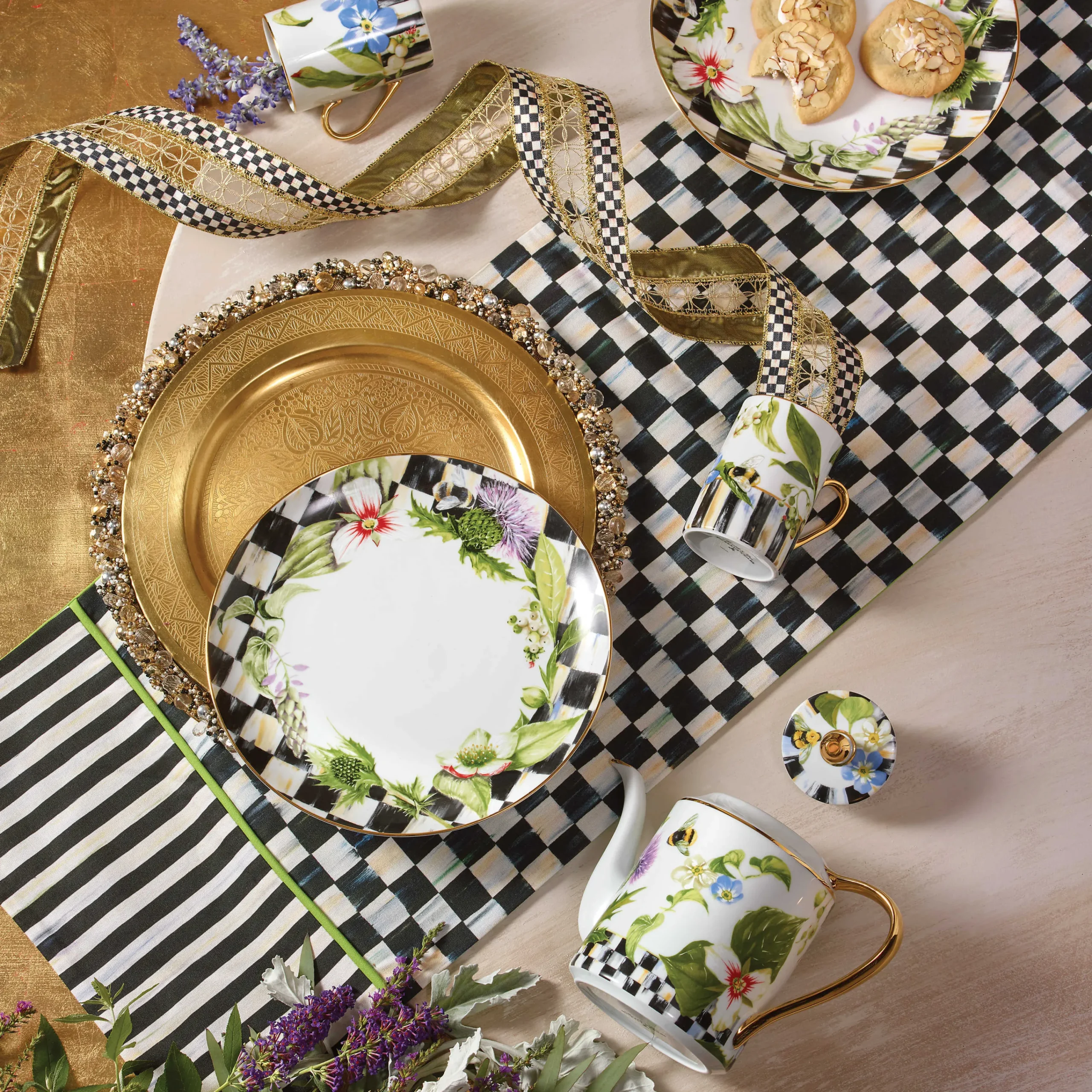 MacKenzie-Childs Thistle & Bee Mug* Outdoor Entertaining